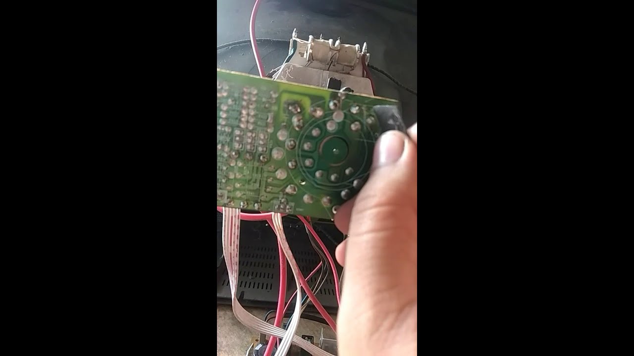 MUDAH..SERVIS TV CHINA CRT TIDAK MAU MENYALA. SELALU TERBAKAR ,GOSONG.#servis