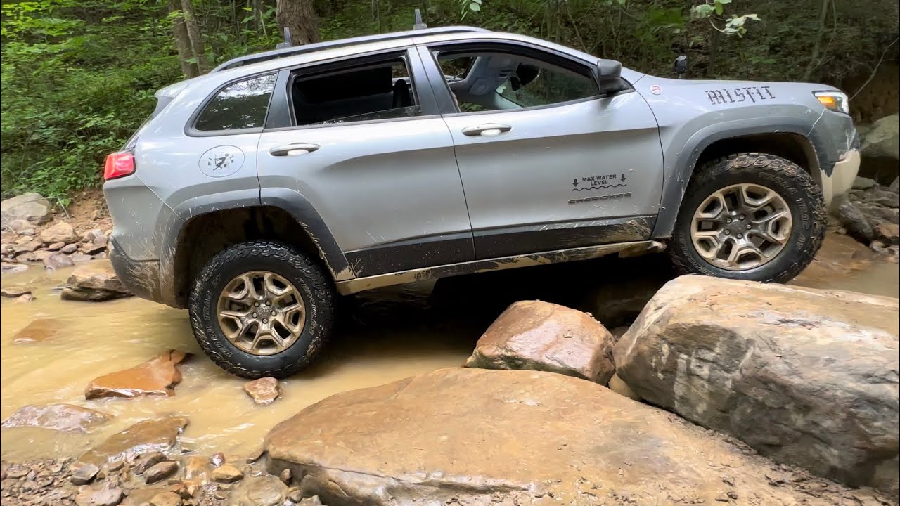 WINDROCK PARK JEEP BADGE OF HONOR TRAIL 26!!! | Intense East Tennessee Off-Road Adventure