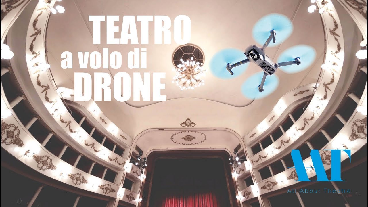 TEATRO A VOLO DI DRONE