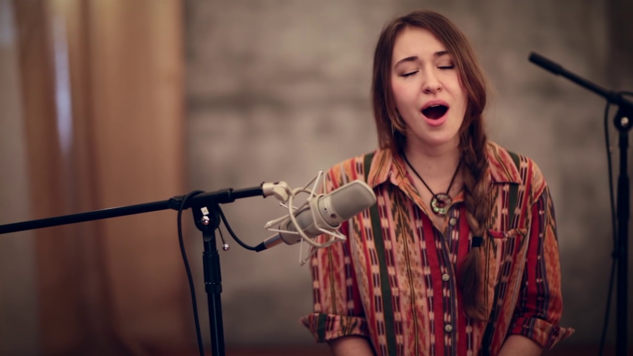 Lauren Daigle - In Christ Alone (Acoustic)