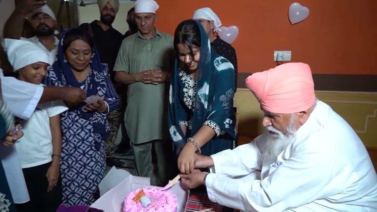 Darshan Didar Satguru Niranjan Dass Ji Maharaj at Sh.Balvir Chand Home