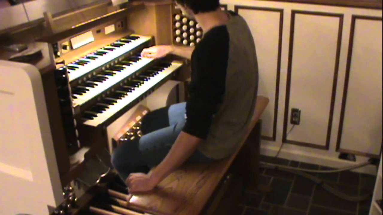 Bowser's Theme from SM64 on a Pipe Organ