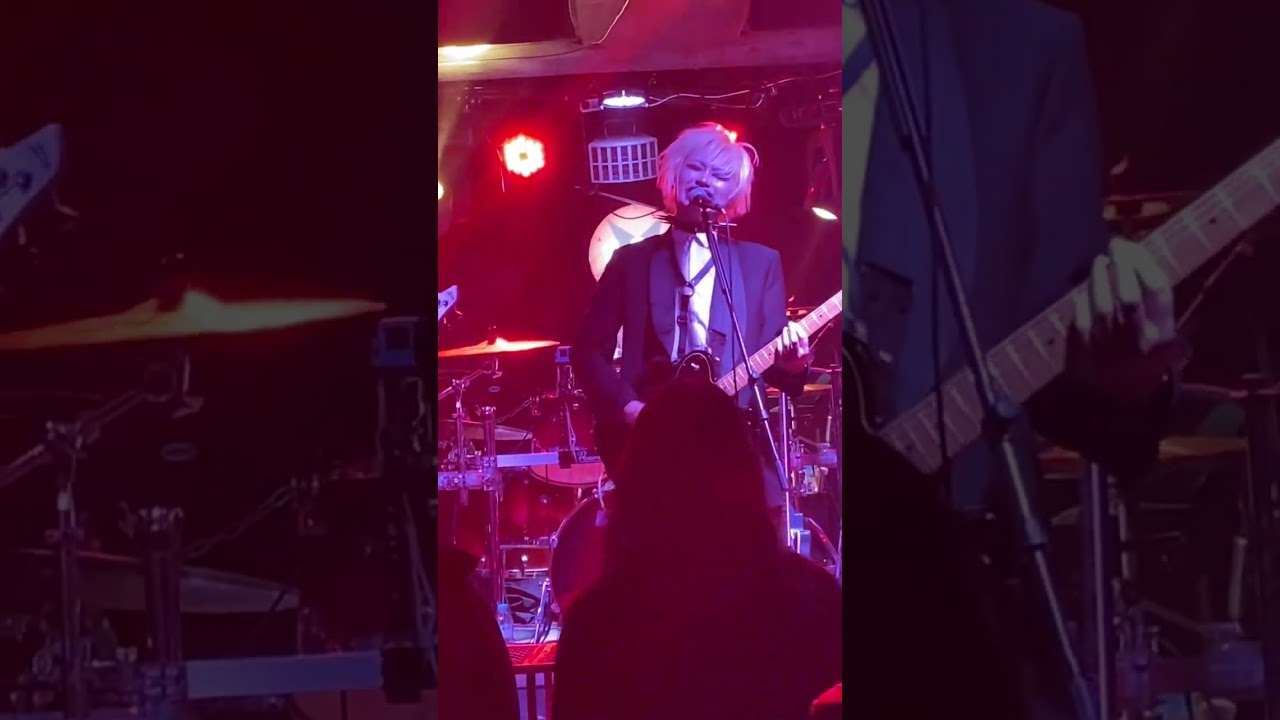 Madmans Esprit - I’m horrified by the thoughts of losing you live
