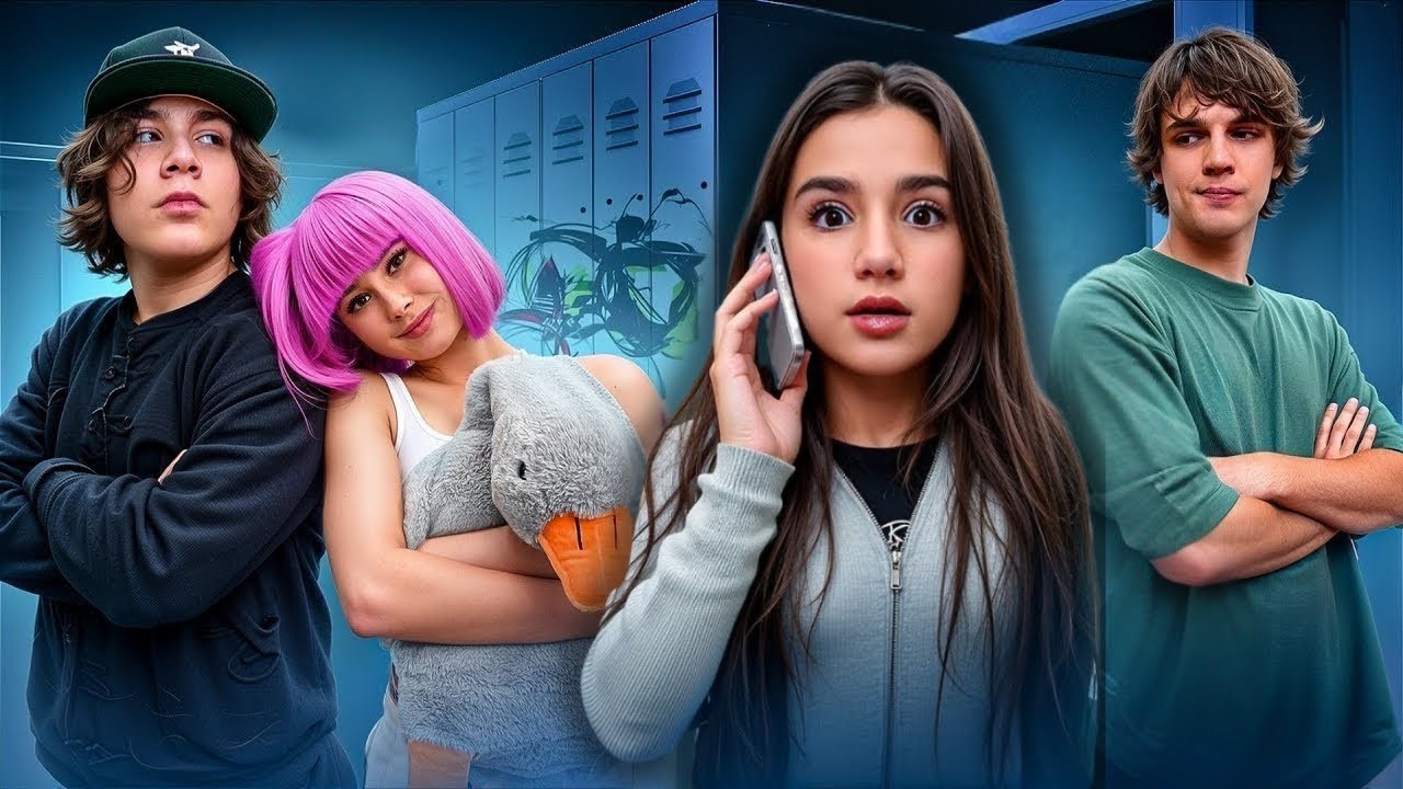 Popularna dziewczyna wr&oacute;ciła do szkoły 😱 Przygody nastolatk&oacute;w Kikido | Campus Polish