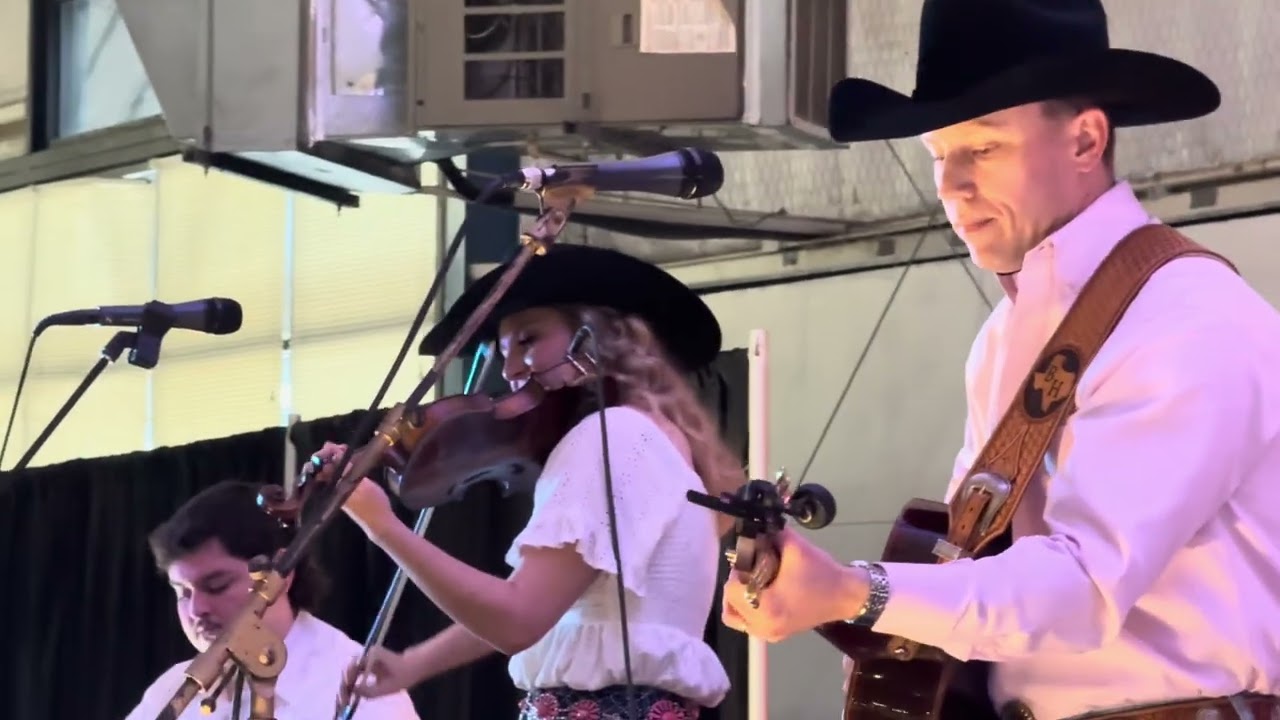 AMARILLO BY MORNING by Brady Honeycutt with the Brady Honeycutt Band at Canton TX 2-14-26