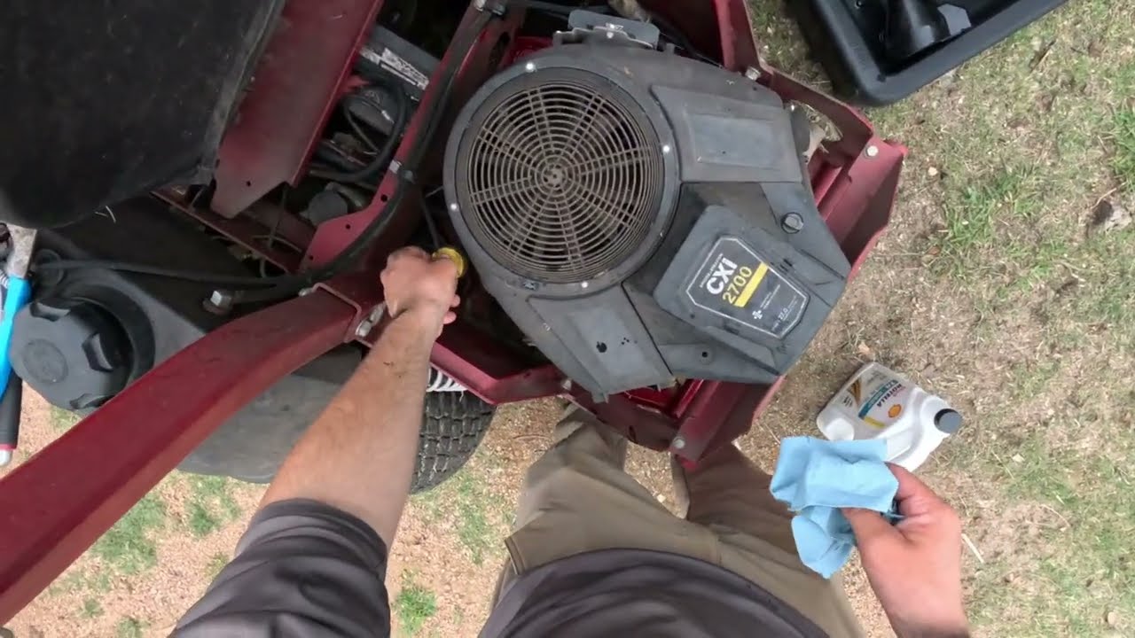 DIY Oil Change on a Zero Turn Lawn Mower – Quick & Simple
