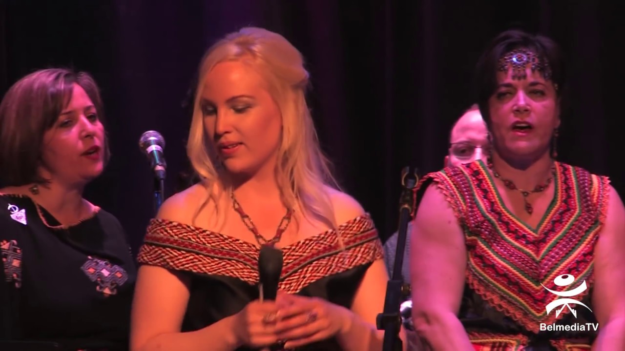 Stina avec la troupe Tilelli à Montréal / chanson Malika Domrane, Aya Sarou