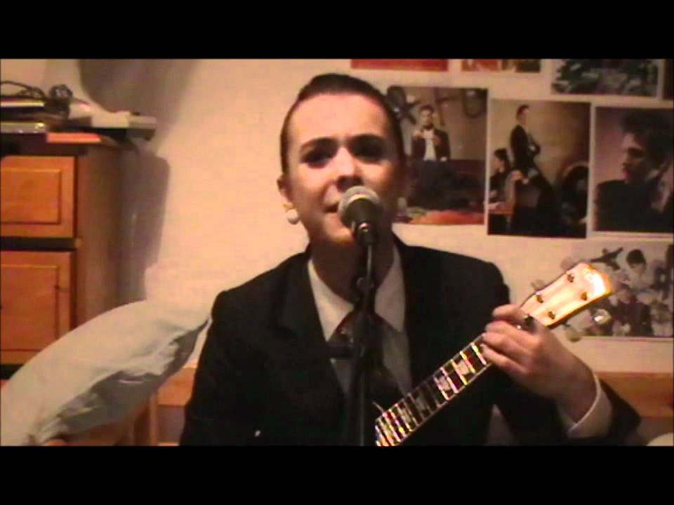 Ukulele Cover- La Fee Verte- Kasabian (And Jim Moriarty Cosplay)