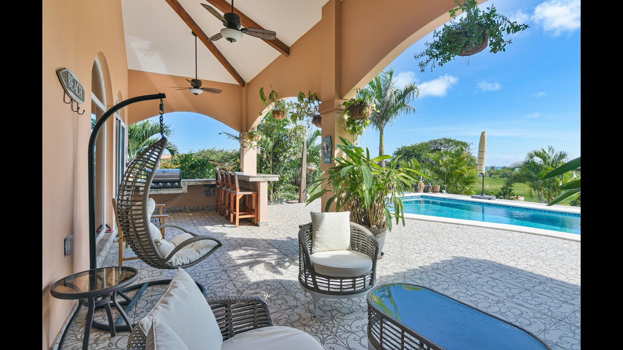 Beautiful Custom Home in Pedasi Oceanfront Community | Panama Sovereign Realty
