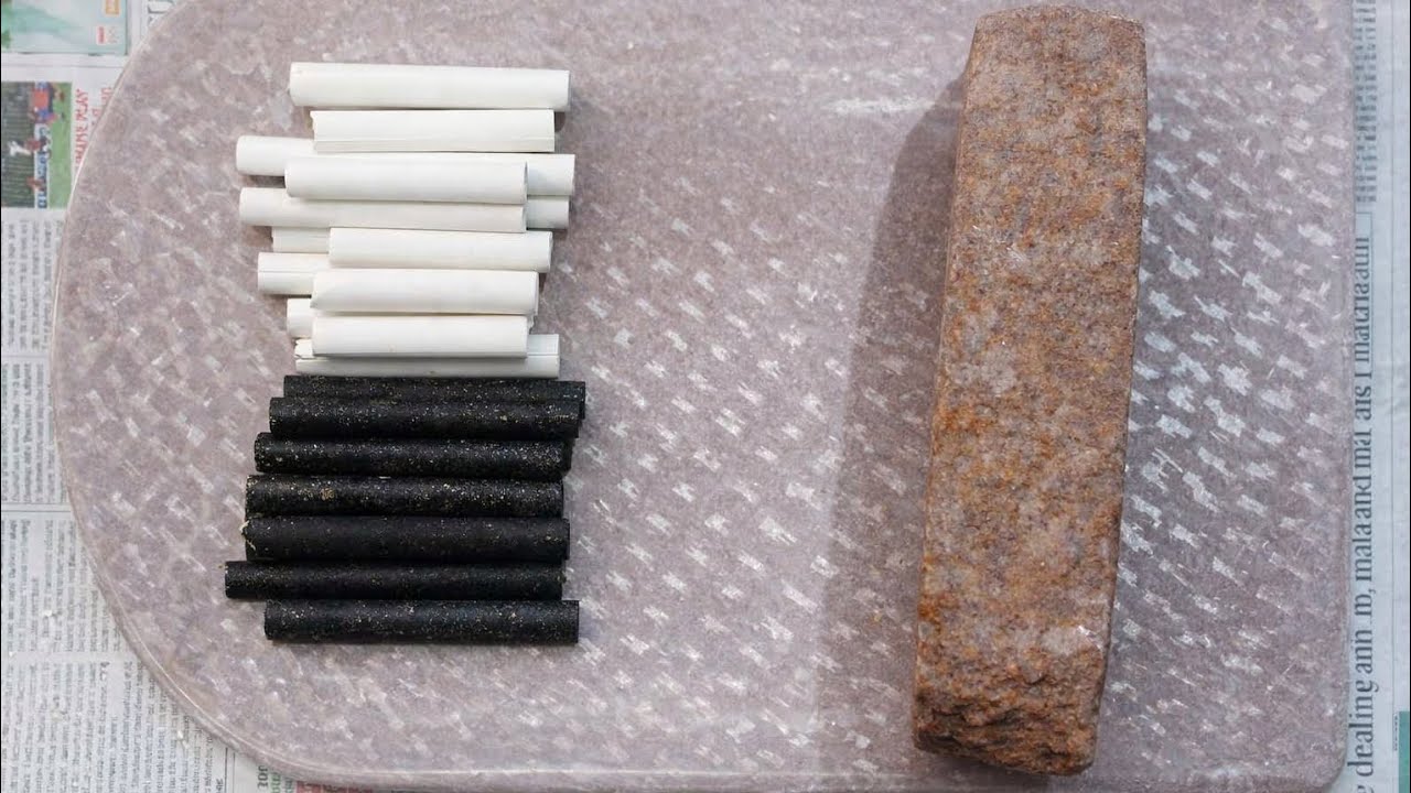 Black and white chalk crushing 😍 #satisfying #asmrrelaxation #chalkcrushing #oddlysatisfying 