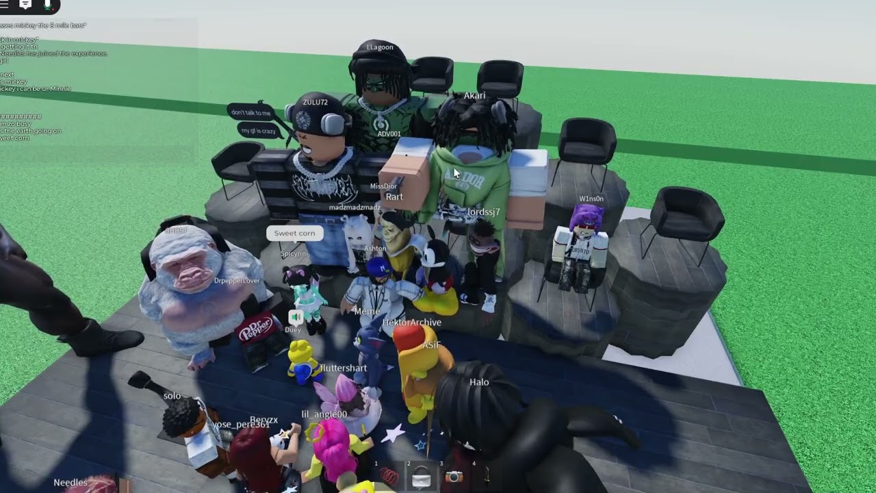 Duey Koopa and @MickeyMunch do a freestyle in Roblox Mic Up17+! (uncut/raw footage) #funny #roblox