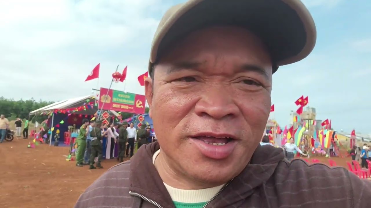 Mùng Ba tháng ba cắm trại con em nhập ngũ tại xã Thọ Sơn.