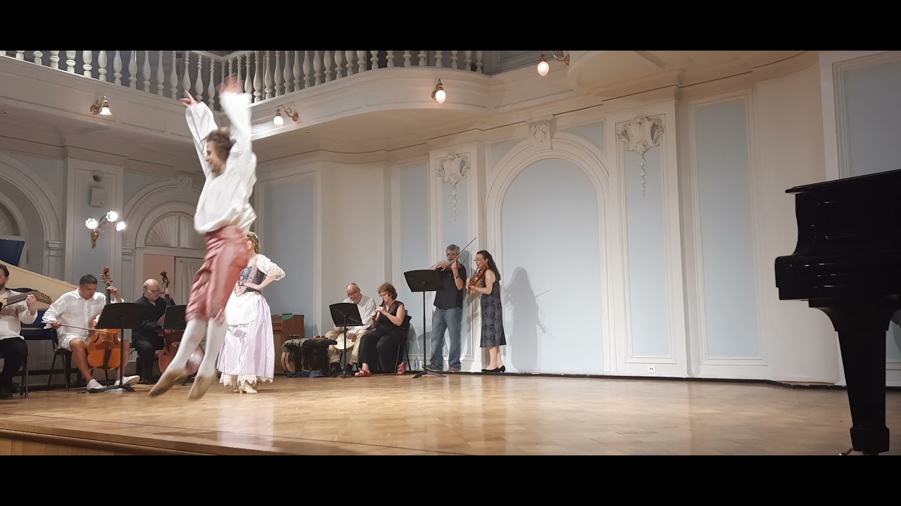 Бурре и ригодон - исп. Наталия Кайдановская и Всеволод Жданов