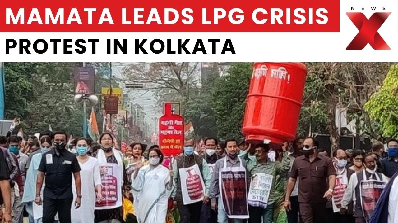 Mamata Banerjee Leads Kolkata Rally Over LPG Crisis, Economist Rajat Mishra Reacts | NewsX