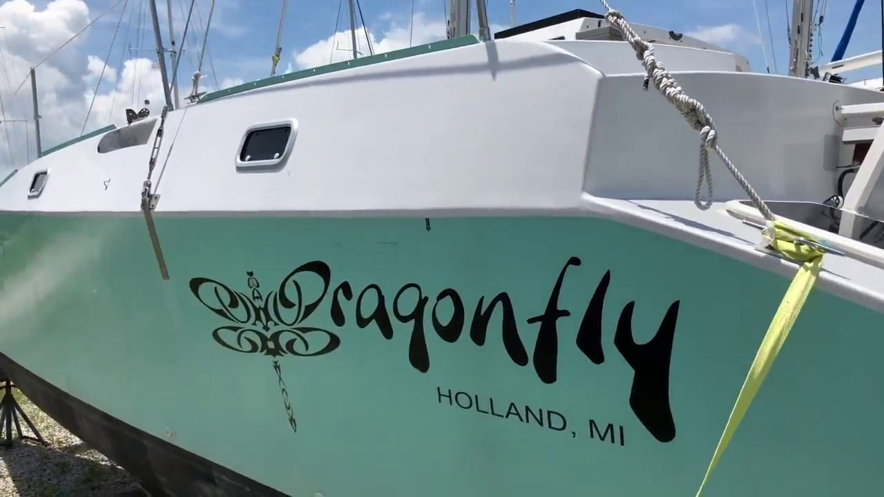 Dragonfly 33ft Catamaran For Sale  $89,000 USD