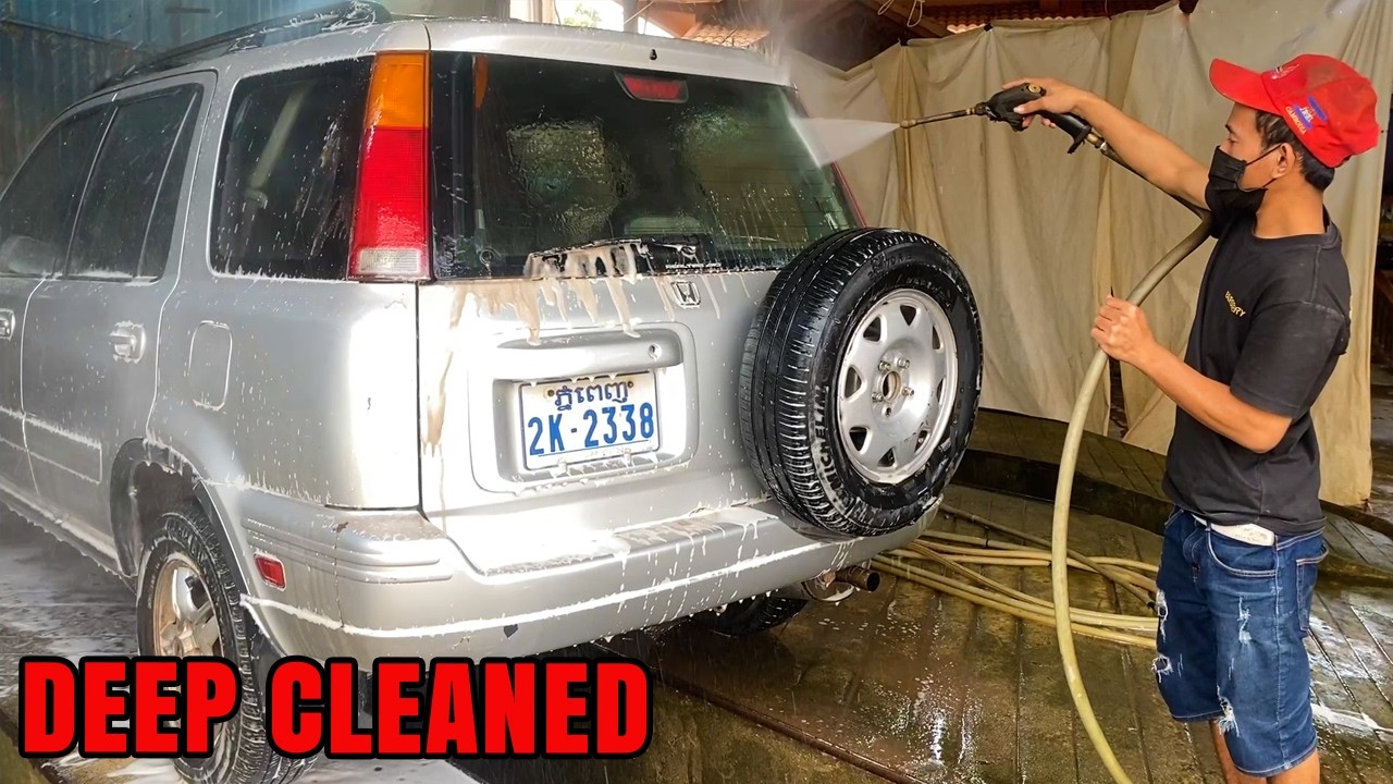 Dirty Toyota RAV4 Gets a Full Detail Transformation!