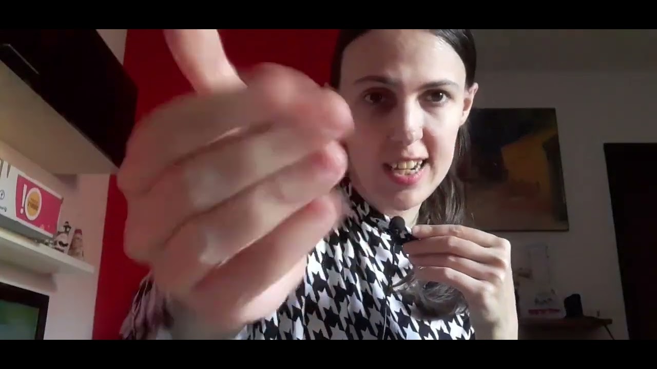Stratching sul cuscino! Fast ASMR ITA
