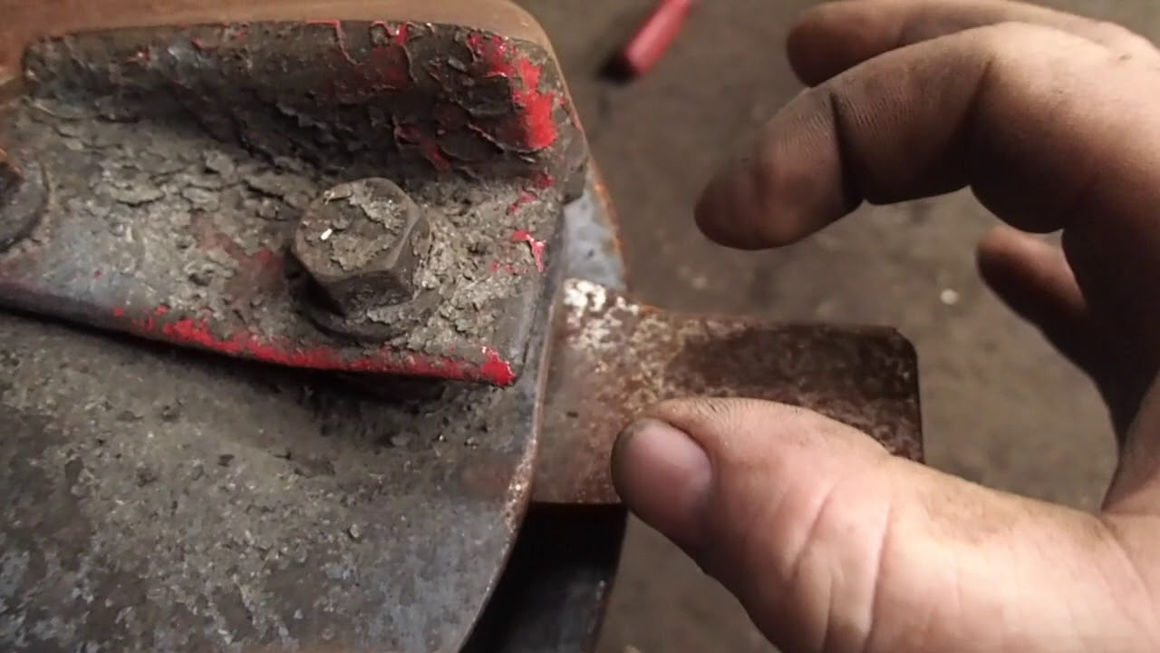 New Holland 1411 PT4