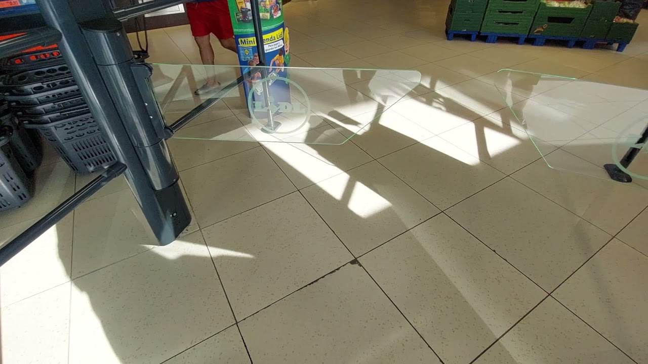 2021 Wanzl eGate Colour automatic doors in Lidl