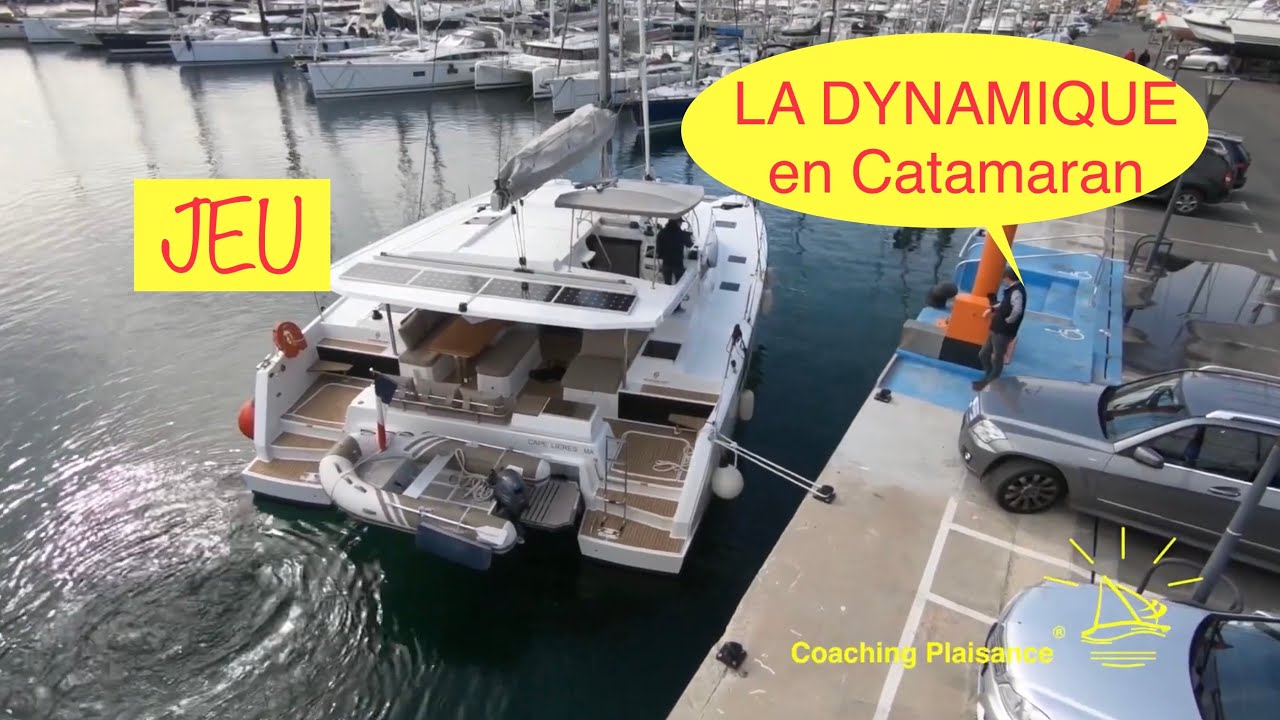 J17 Manœuvre de port en catamaran la méthode dynamique
