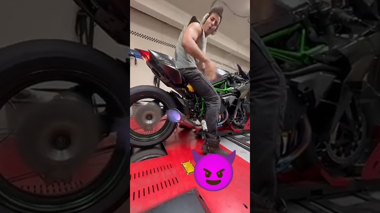 KTM Duke 1290 versus Kawasaki Ninja h2r