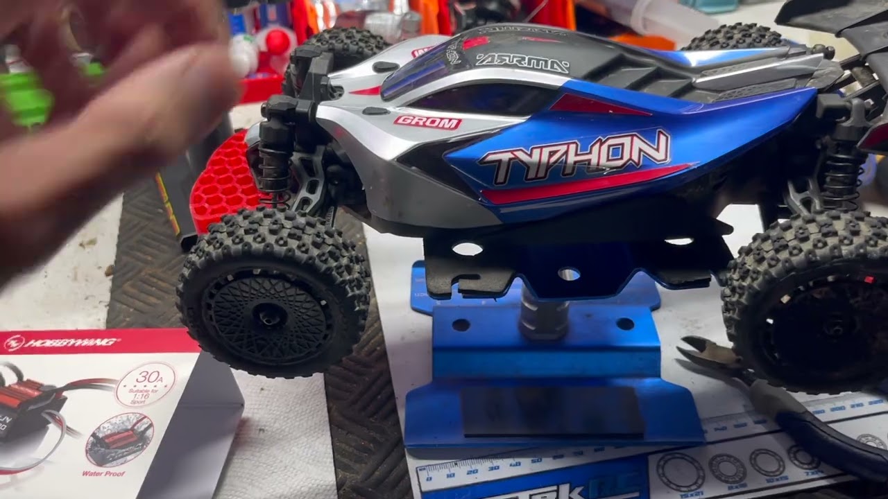 Typhon Grom - Hobbywing 16BL30 Combo Installation + Battery Tray ESC Mount