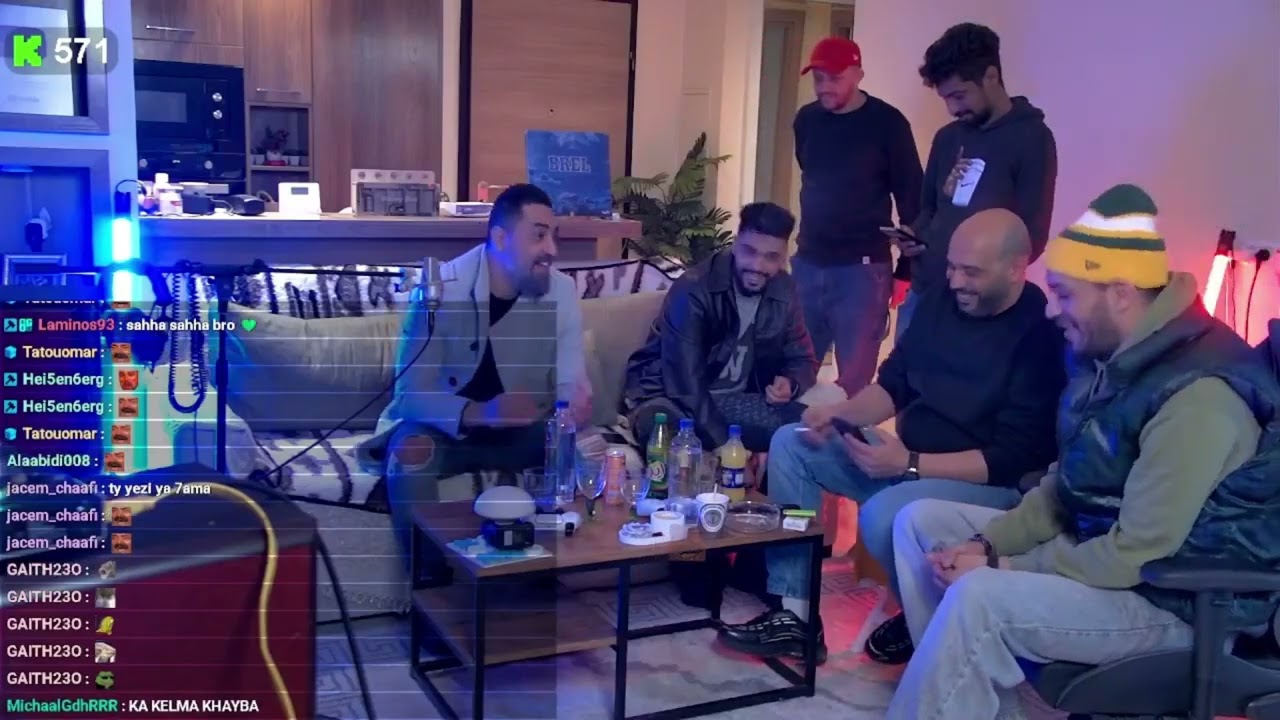 Psyco M & Blingos - بسيكو م يحكي لبلينقْوس كيفاش طردوه مالقراية