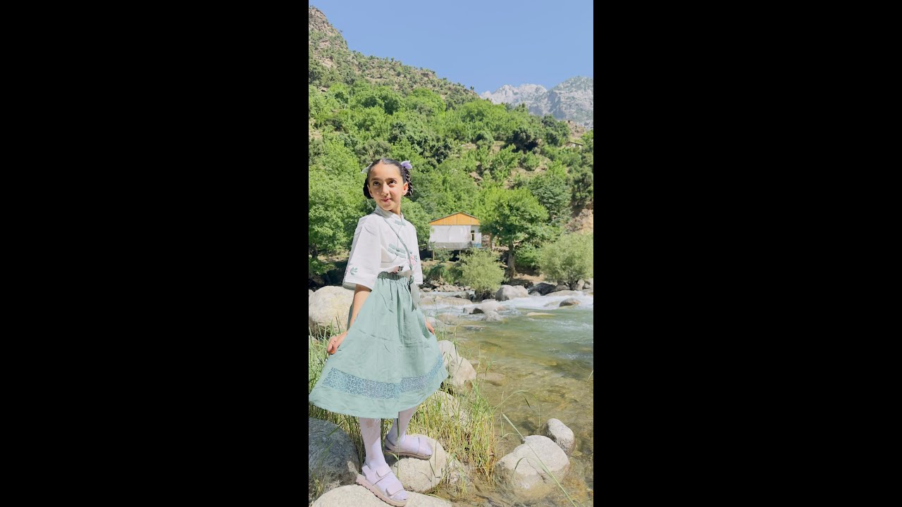 خر و گاو - داستانی کوتاه برای اطفال به خوانش زهرا انصاری