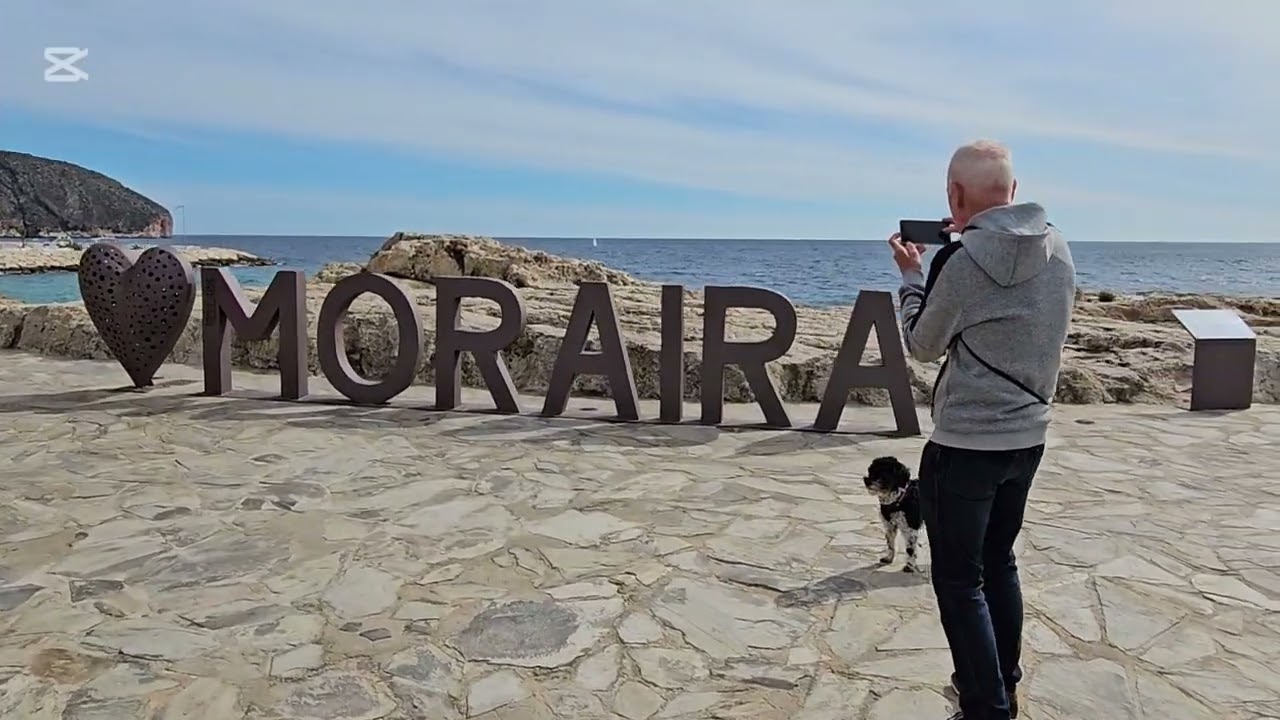 Gratis Camperplaats in Moreira en genieten aan de kust van Oliva op Camperplaats Kikopark.