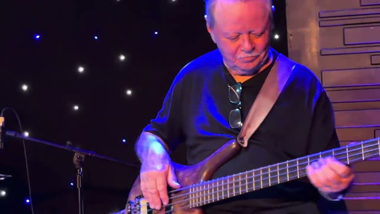 “ That’s My Baby “ Dave Keller with the Blues Defenders @ Monday ProJam, California Theater, 11/ 25