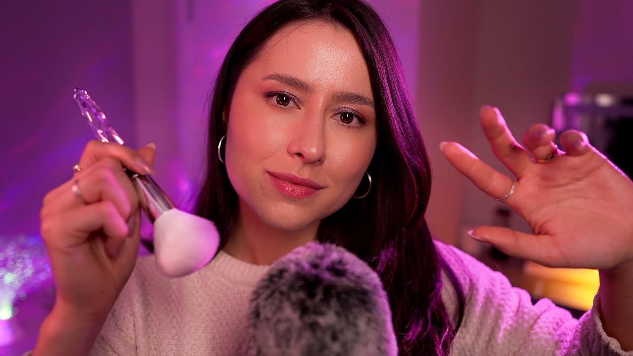 ASMR Positive affirmations & mic brushing to fall asleep 🌧✨ hand movements, soft-spoken [🇧🇷]