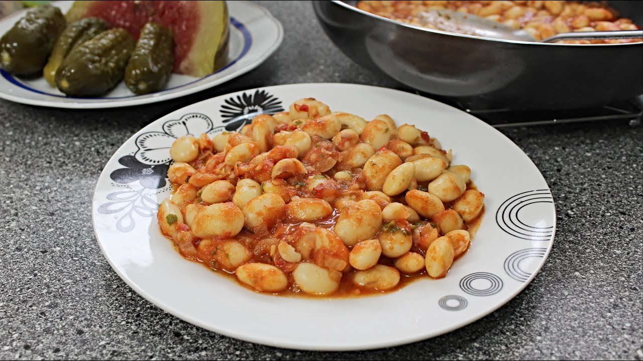 Iahnie de fasole DE POST. O mancare de fasole scazuta savuroasa si satioasa. 🥣 Lecturi si Arome