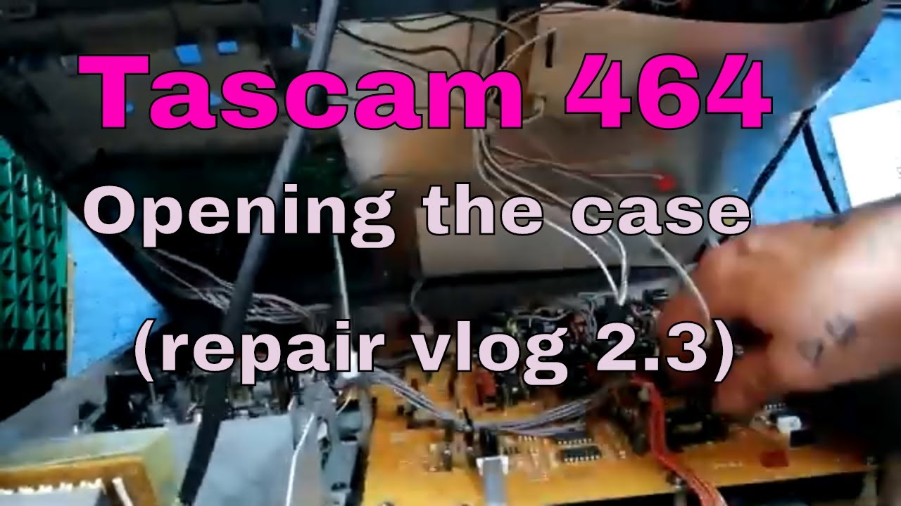Tascam 464 | 2 | open the case