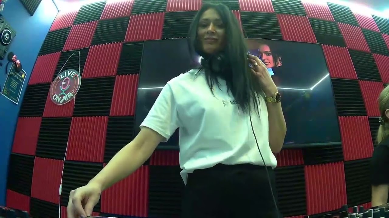 Live set  sky mouse  & Lady4Sounds 