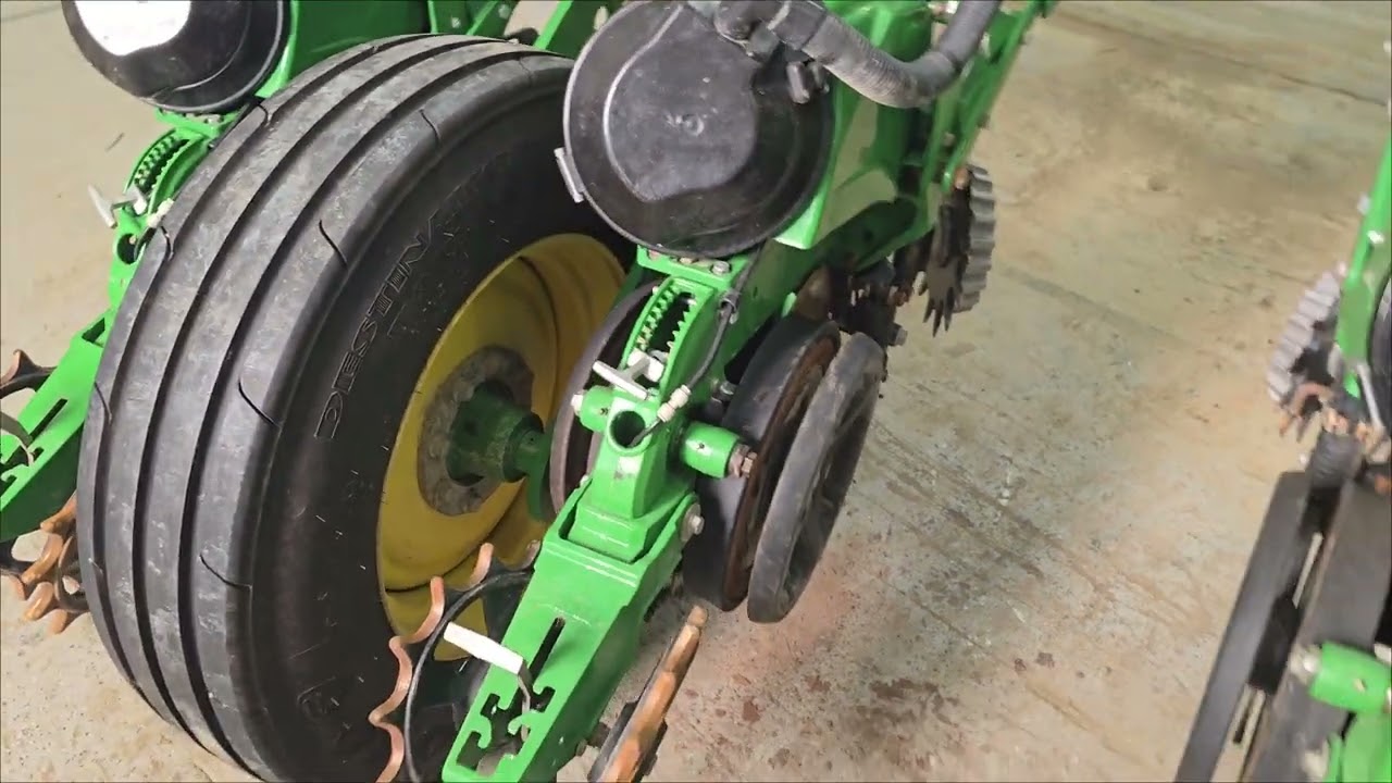 Adjusting a Planter Row Unit