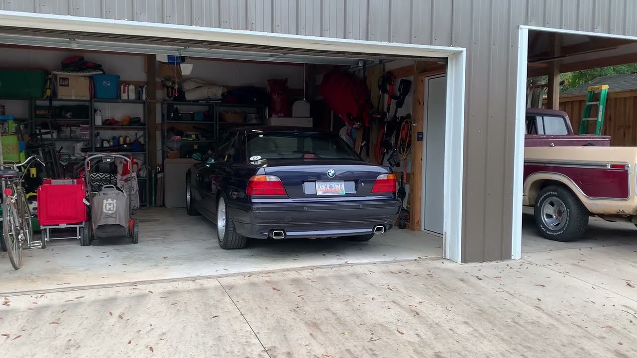 1998 E38 BMW 750i : Operations Demo