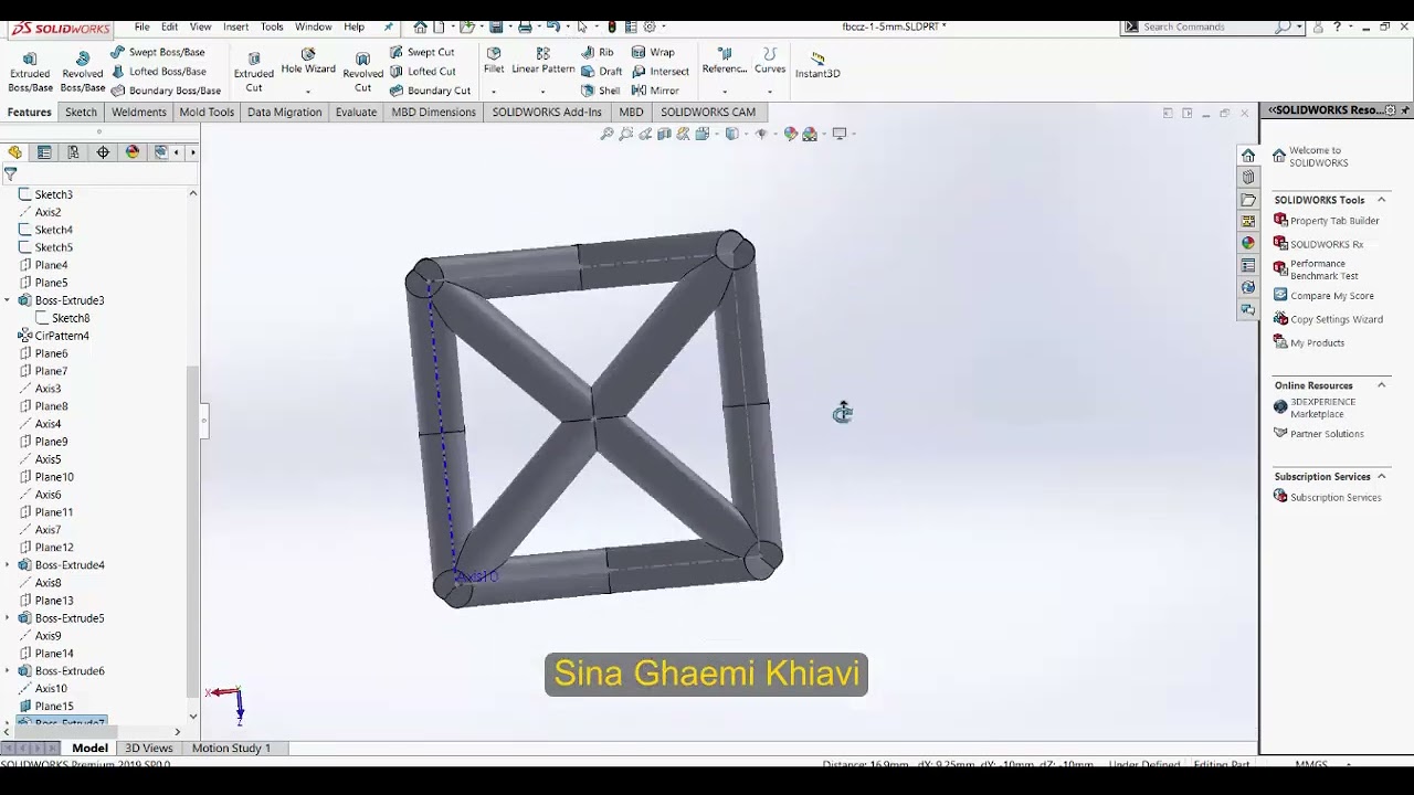 How can you design a lattice structure with SOLIDWORKS software?