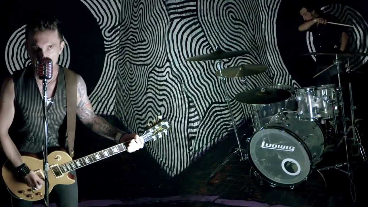 RATS - Vivo (Official Video)