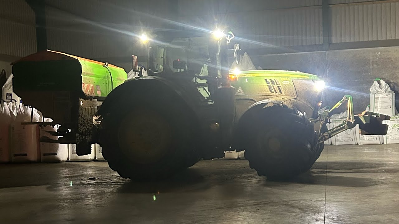 John Deere 6215R Spreading Fert