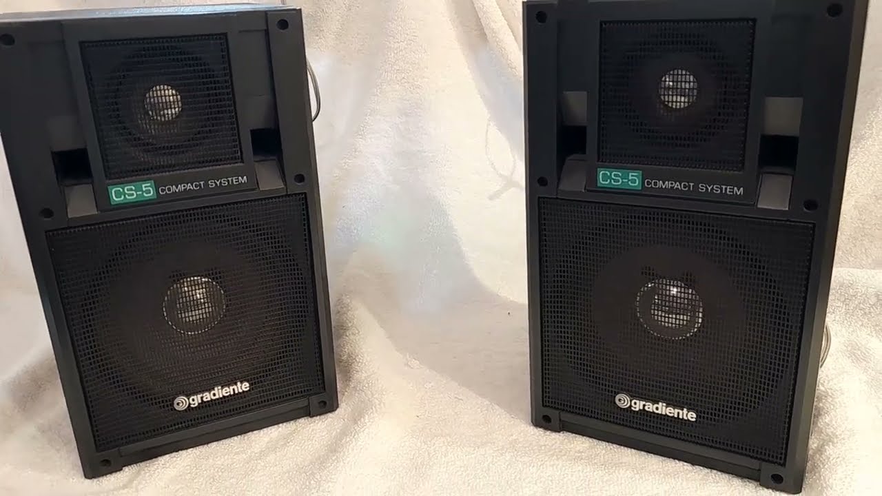 Caixa de som do boombox anos 80 da Gradiente CS 5