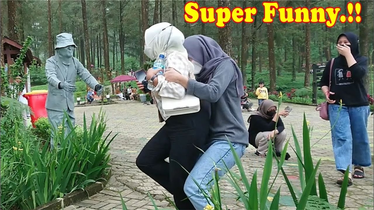 Compilation statue prank || Surprised funny woman