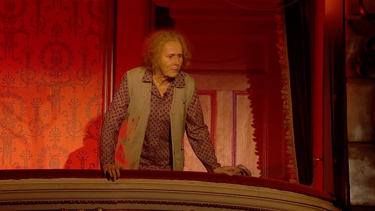 Nan is late for the show - Michael McIntyre's Easter Night at the Coliseum Preview - BBC