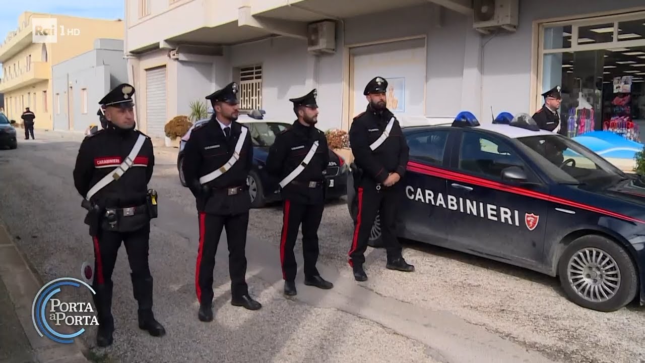 Le immagini dell'ingresso del covo del boss Messina Denaro - Porta a porta 17/01/2023