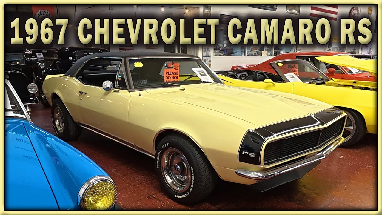Желтый Chevrolet Camaro 1967 года выпуска выставлен на продажу в North Shore Classics в январе 20...