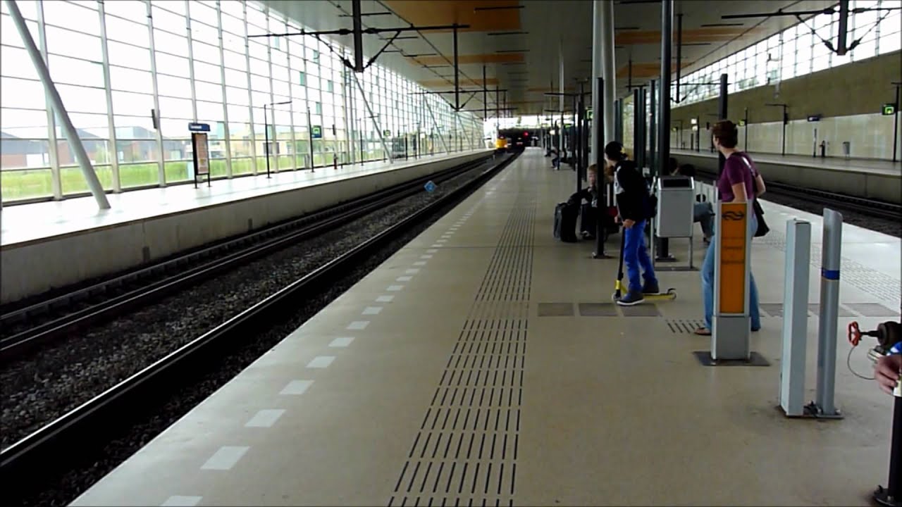 42xx@4058, ICMm  NS Reizigers doorkomst station Barendrecht 8-8-2012.wmv