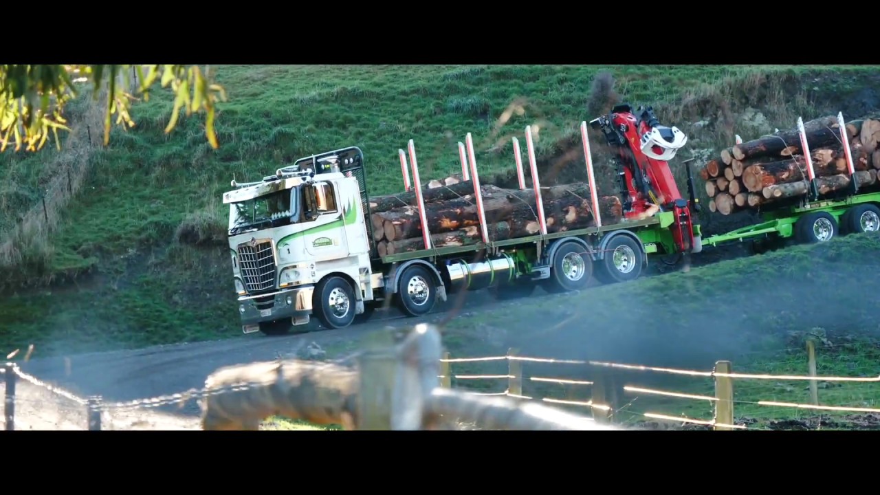 Mills-Tui 50Max Self loader hard at work for Musson Logistics
