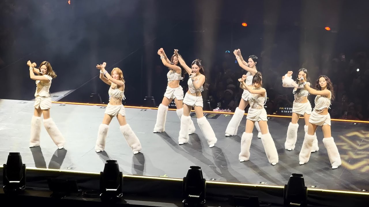 TWICE 트와이스 “SET ME FREE” LIVE @ HAMILTON DAY2 