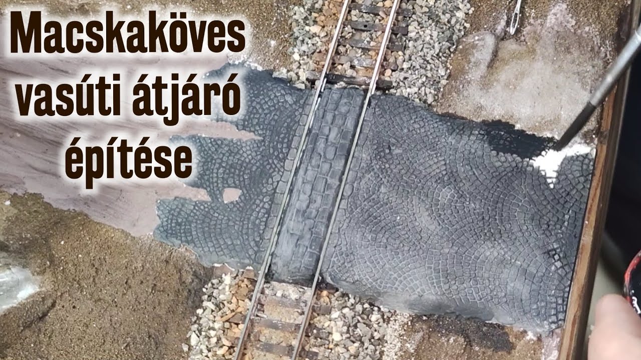 Terepasztal építés-Macskaköves vasúti átjáró #train #h0scale #modelling #railway #modelleisenbahn 