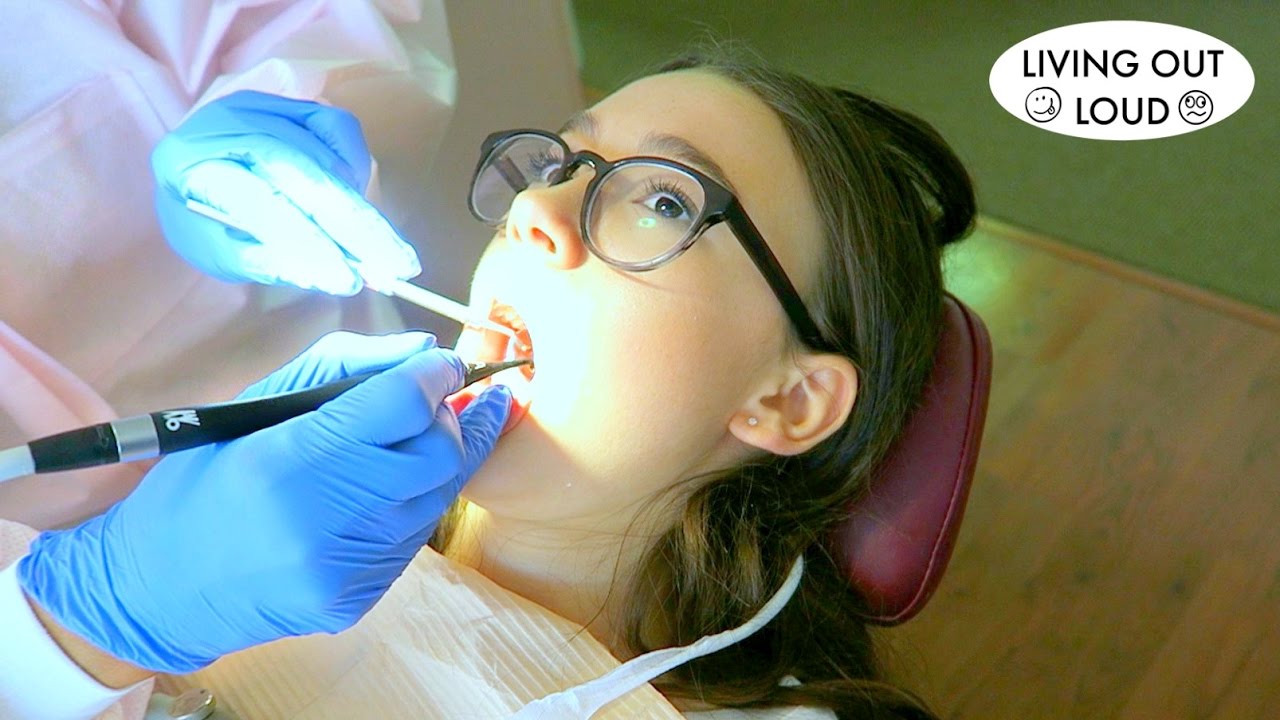 At The DENTIST ... What Am I Doing To My TEETH?!! | Vlogging with Fiona