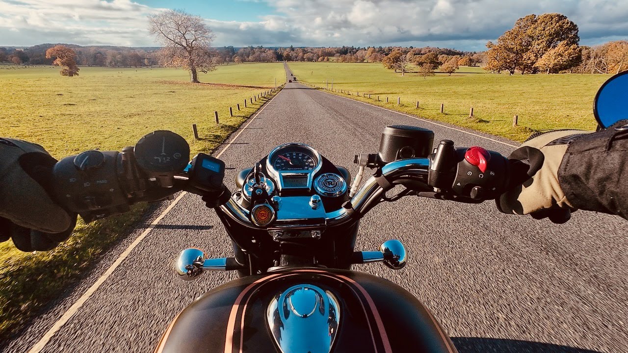 Royal Enfield Bullet 350 - Back from holiday